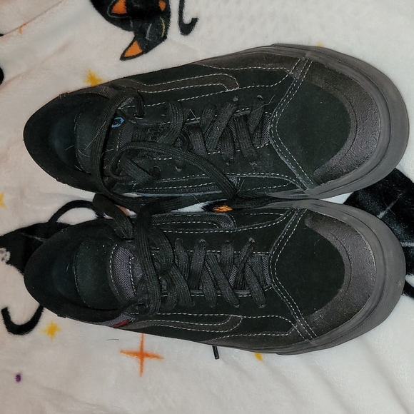 Men's Black Vans Skate Shoes Size 6.5 - Picture 2 of 8